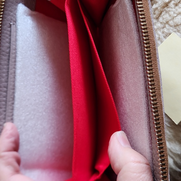 NWT Dooney & Bourke 3/4 Zip Oyster Pebbled Leather Wallet/Wristlet 🩶🎁🦪 - Picture 10 of 16